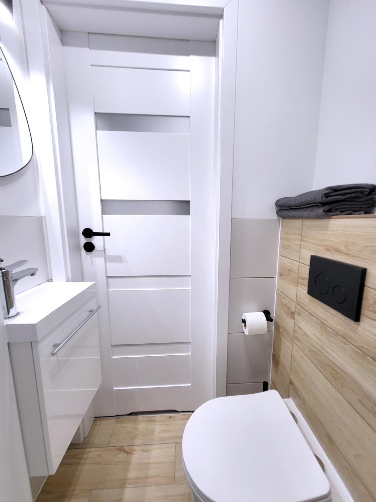 Apartamento Enjoy! Srodmiescie Nowogrodzka Varsovia Exterior foto